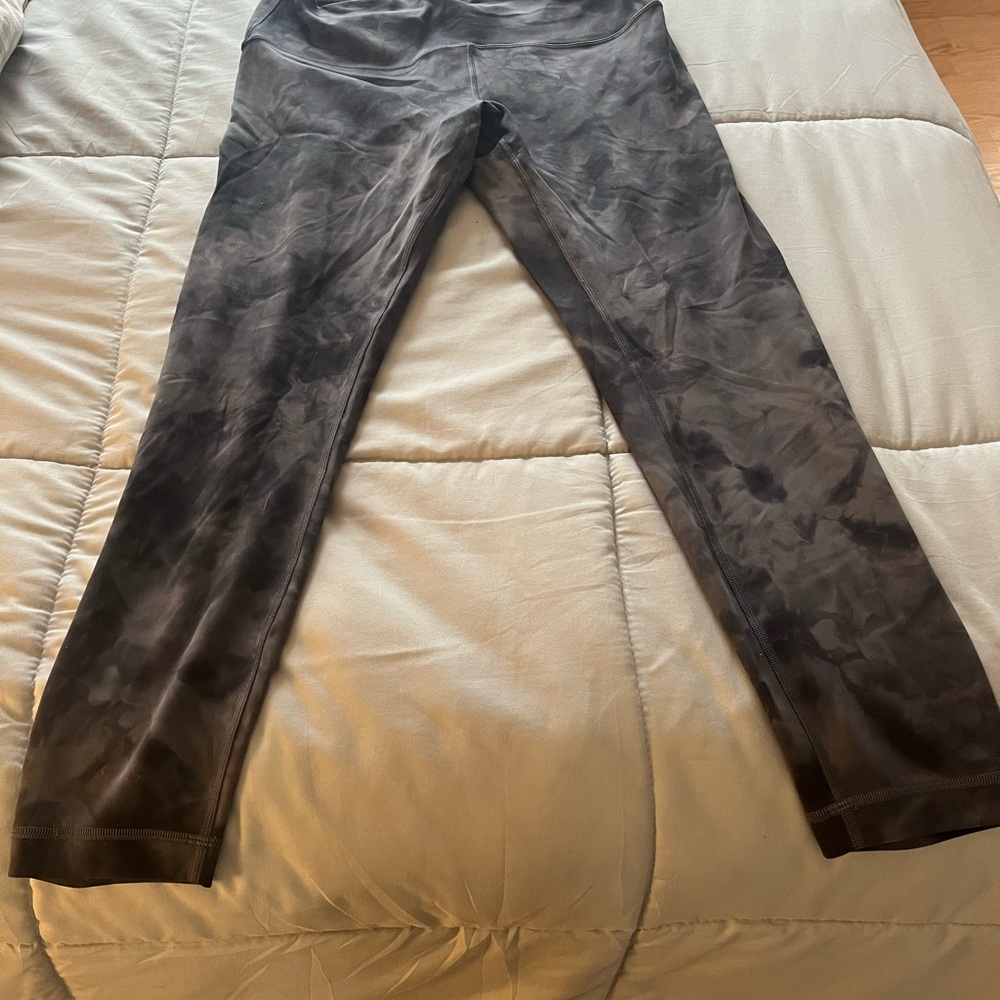 Lulu Lemon grey camouflage leggings